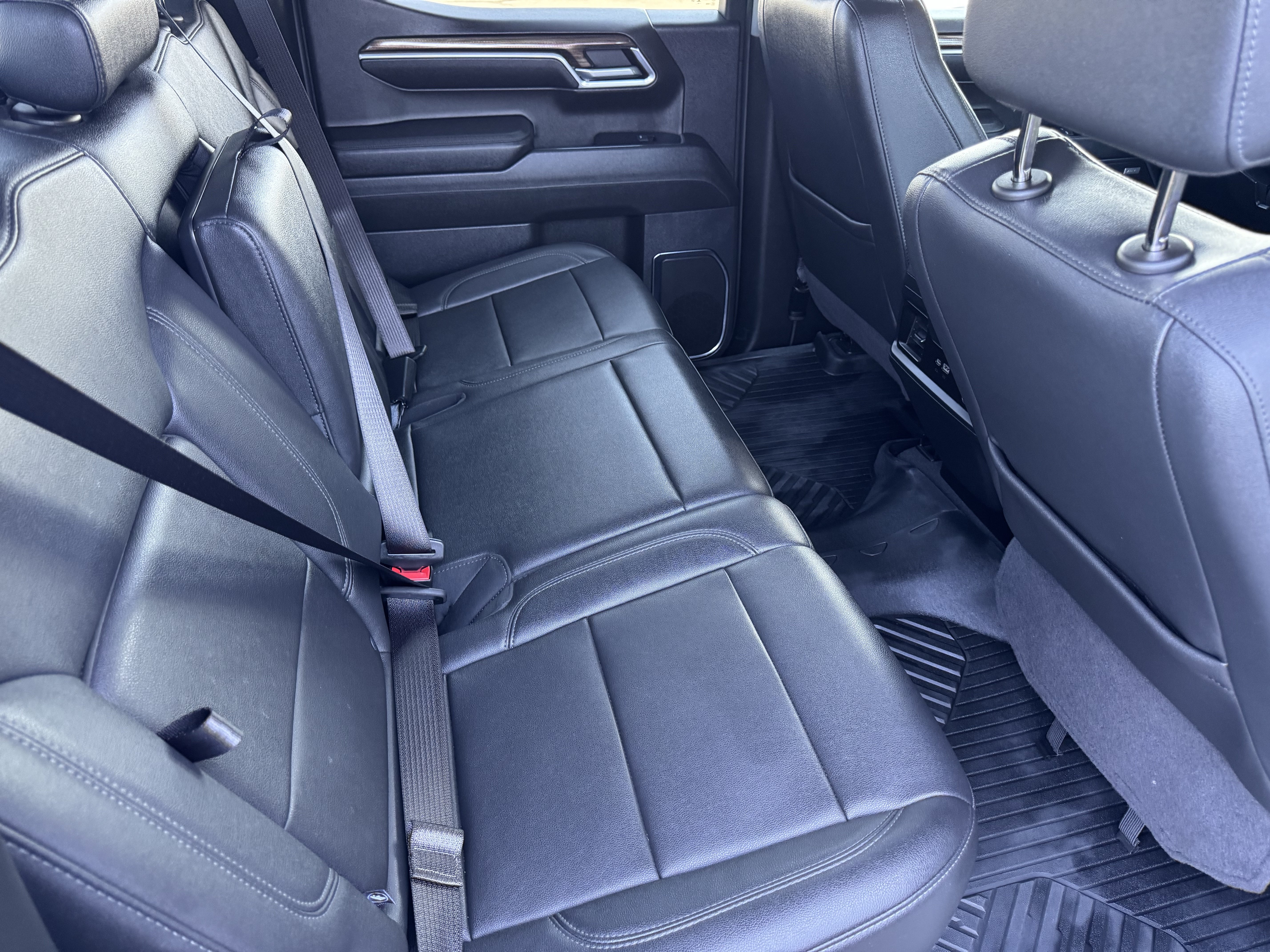 Certified 2024 Chevrolet Silverado 1500 RST AWD/4WD image 21