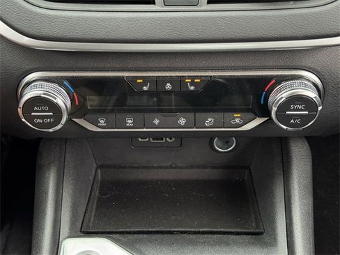 Used 2019 Nissan Altima 2.5 SV image 18