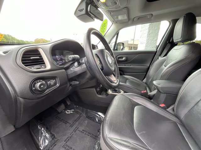 Used 2016 Jeep Renegade Limited AWD/4WD image 11