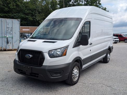 Used 2024 Ford Transit 250 148 High Roof AWD image 7