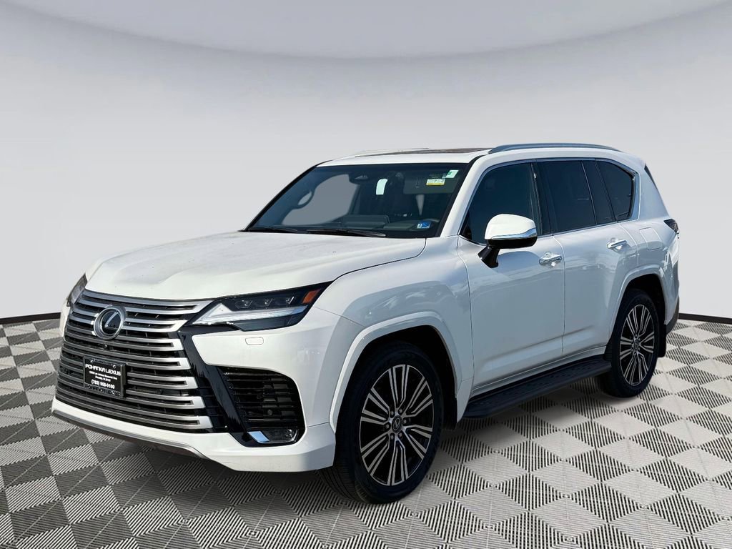 Used 2025 Lexus LX 600 4WD w/ Accessory Package (2T) image 5