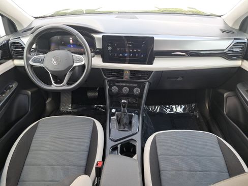 Certified 2025 Volkswagen Taos S FWD image 9