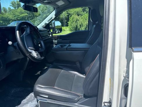 Used 2023 Ford F250 Lariat w/ Chrome Package AWD/4WD image 11