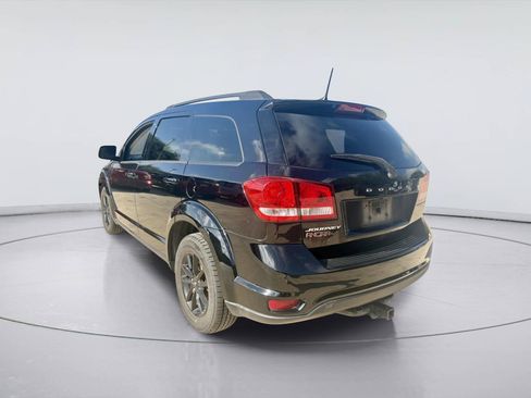 Used 2019 Dodge Journey SE w/ Connectivity Group FWD image 7