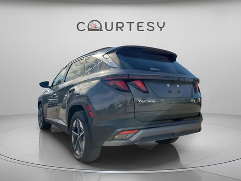 New 2026 Hyundai Tucson SEL image 2