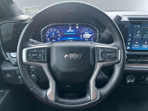 Used 2023 Chevrolet Silverado 1500 RST AWD/4WD image 16
