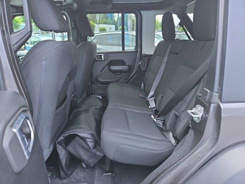 Used 2021 Jeep Wrangler Unlimited Sport AWD/4WD image 11
