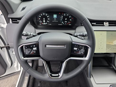Used 2026 Land Rover Discovery Sport Landmark AWD/4WD image 16