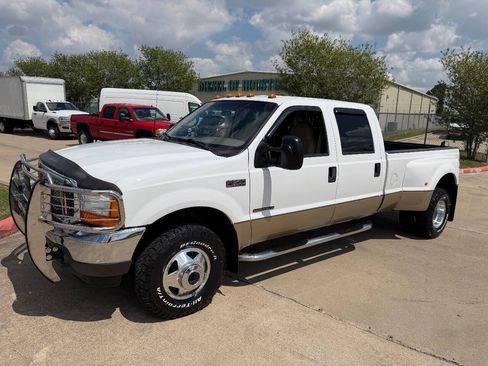 Used 2001 Ford F350 Lariat AWD/4WD image 1