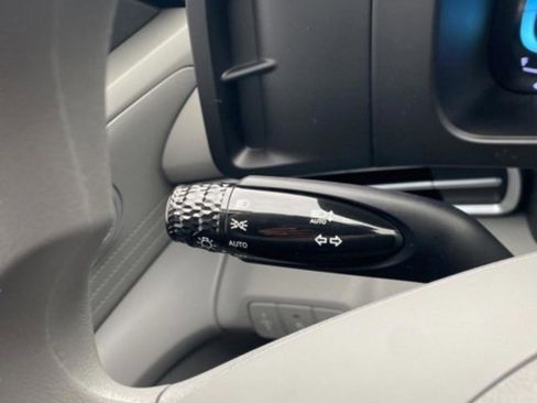 New 2026 Hyundai Elantra SE image 17