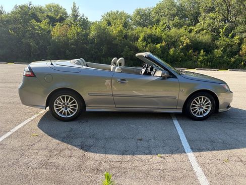 Used 2008 Saab 9-3 2.0T w/ Premium Package FWD image 4