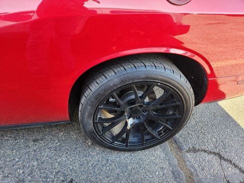 Used 2012 Dodge Challenger R/T Plus image 22