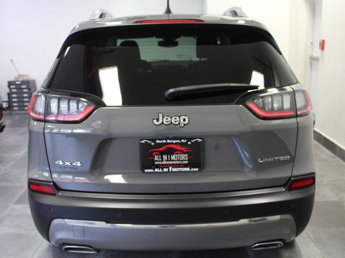 Used 2021 Jeep Cherokee Limited w/ Elite Package AWD/4WD image 5