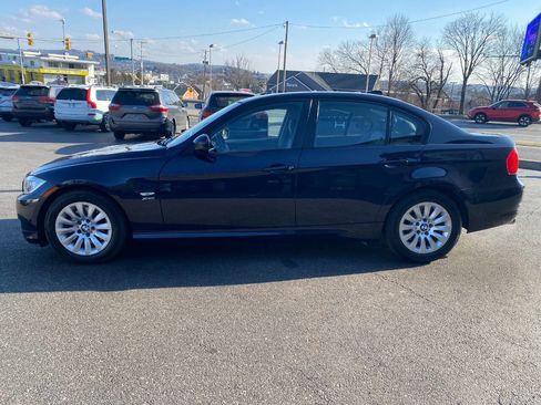 Used 2009 BMW 328i xDrive Sedan image 6