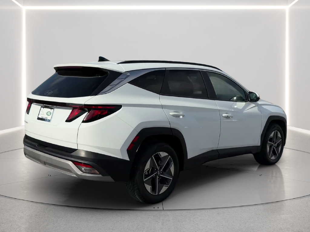 Used 2026 Hyundai Tucson SEL Plus FWD image 5