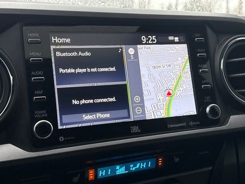 Used 2021 Toyota Tacoma TRD Off-Road w/ TRD Premium Off Road Package image 23