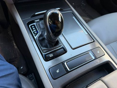 Used 2016 Hyundai Genesis 3.8 RWD image 33