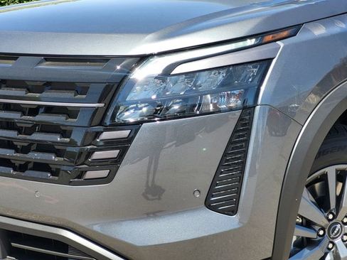 New 2026 Nissan Pathfinder SV AWD/4WD image 5
