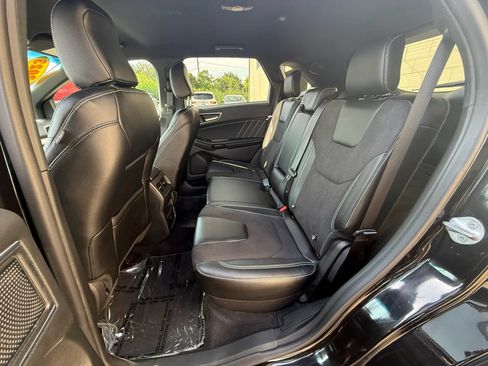 Used 2023 Ford Edge ST AWD/4WD image 25