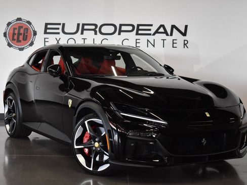 Used 2025 Ferrari Purosangue image 1