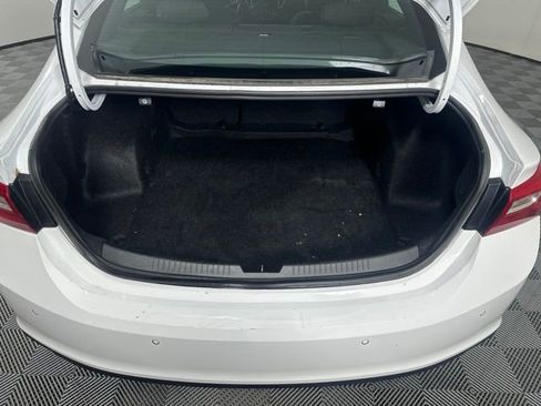 Used 2024 Chevrolet Malibu LT FWD image 22