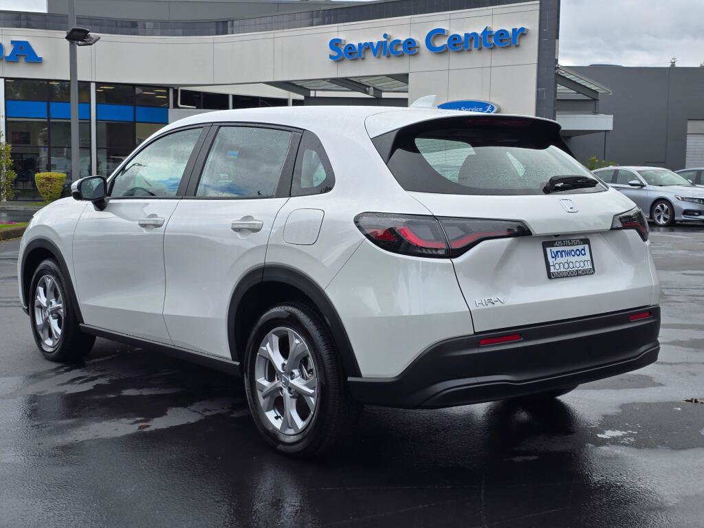 Certified 2025 Honda HR-V LX image 15