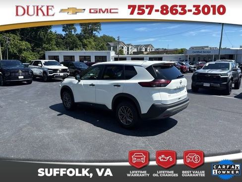 Used 2023 Nissan Rogue S image 19