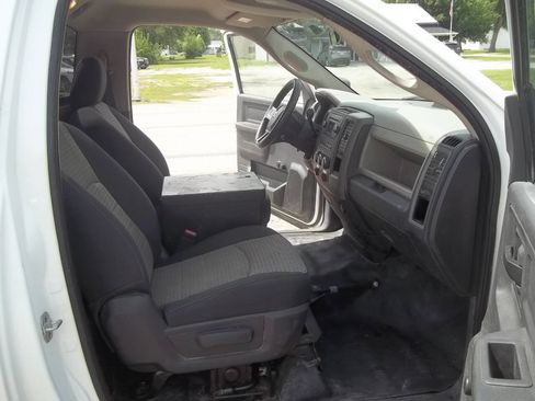 Used 2011 RAM 2500 ST w/ ST Popular Equipment Group RWD image 12