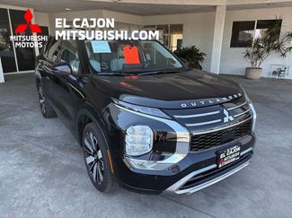 Used 2025 Mitsubishi Outlander AWD video 1