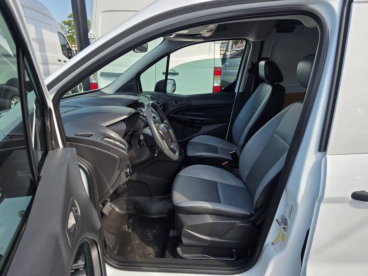 Used 2017 Ford Transit Connect XL FWD image 14