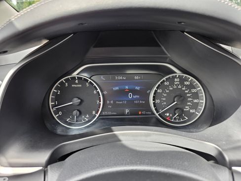 Used 2019 Nissan Murano S AWD/4WD image 12