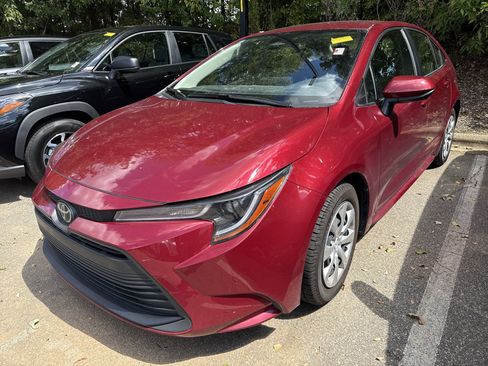 Used 2023 Toyota Corolla LE FWD image 39
