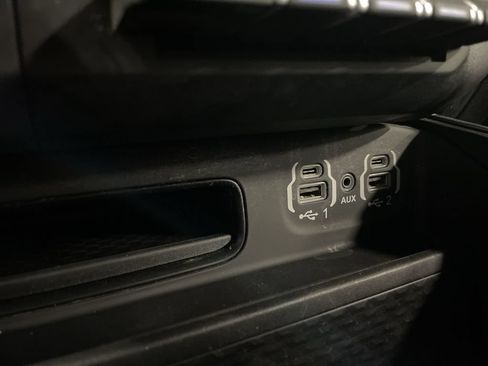 Used 2021 RAM 1500 Big Horn AWD/4WD image 32