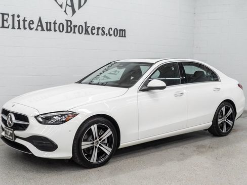 Used 2025 Mercedes-Benz C 300 4MATIC Sedan image 38