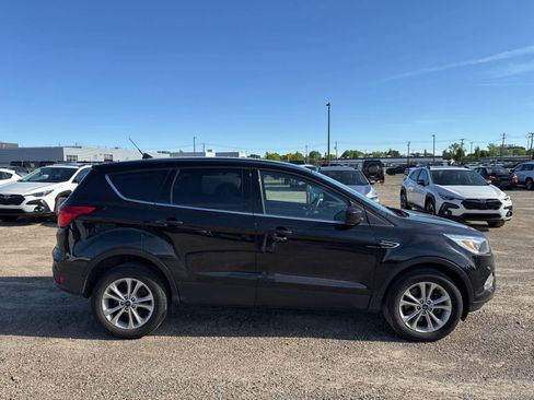 Used 2019 Ford Escape SE AWD/4WD image 9