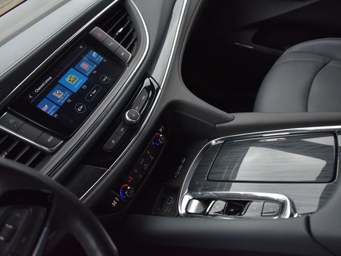 Used 2023 Buick Enclave Essence w/ Trailering Package, 5000 lbs. image 25