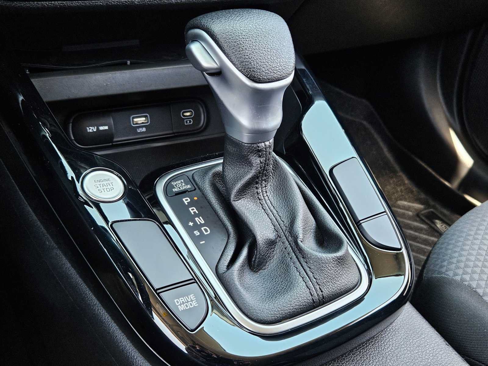Certified 2023 Kia Soul S FWD image 31