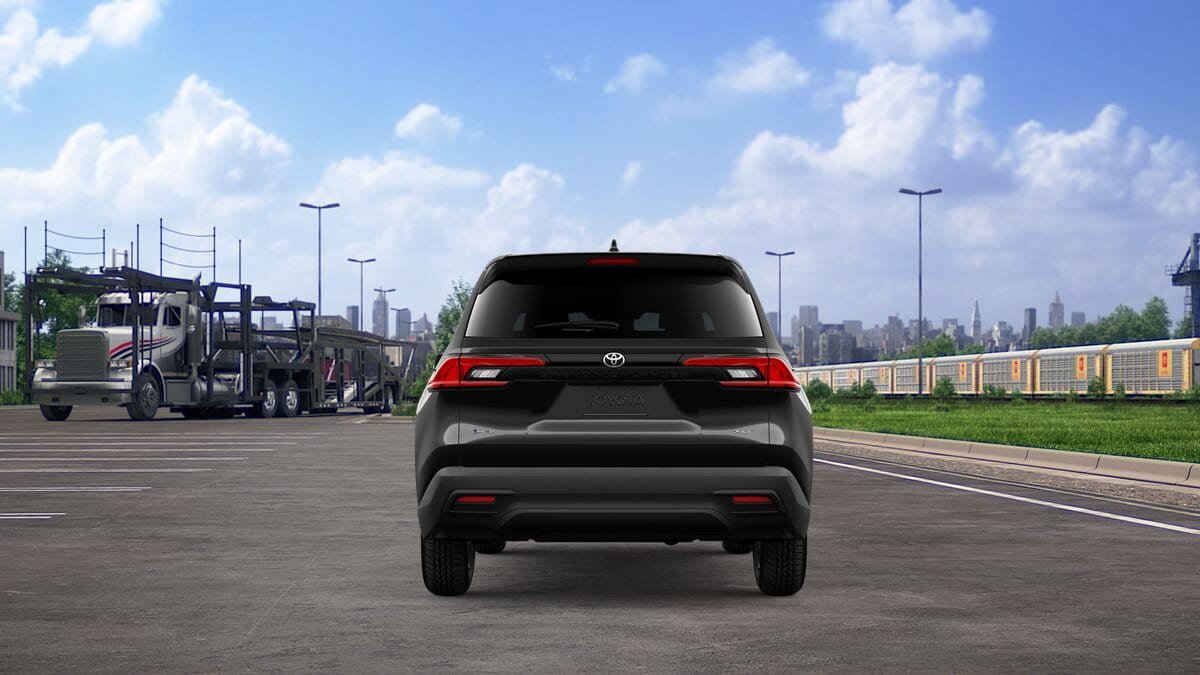 New 2026 Toyota Grand Highlander XLE FWD image 8