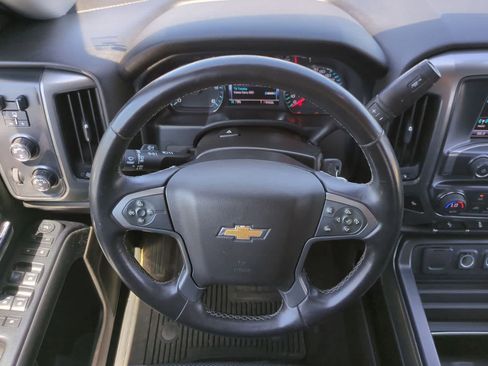 Used 2018 Chevrolet Silverado 1500 LT w/ True North Edition AWD/4WD image 22