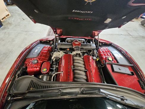 Used 2003 Chevrolet Corvette Coupe w/ Preferred Equipment Group image 27