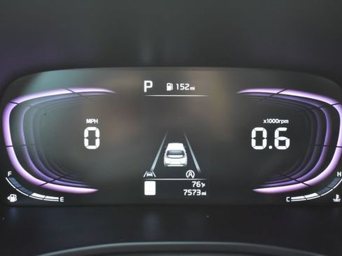 Used 2025 Kia Soul LX FWD image 20