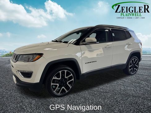 Used 2018 Jeep Compass Limited w/ Navigation Group AWD/4WD image 2