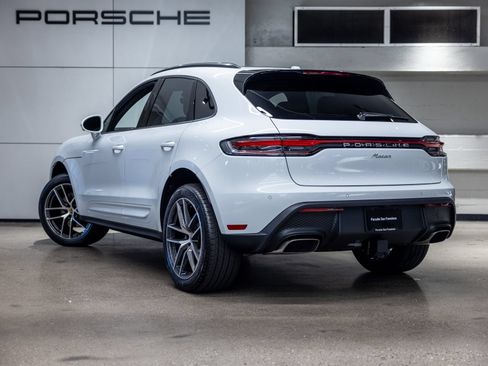 Certified 2026 Porsche Macan AWD/4WD image 3