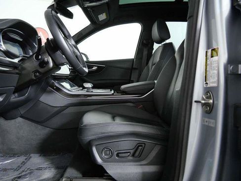 Used 2025 Audi Q7 3.0T Premium Plus AWD/4WD image 17