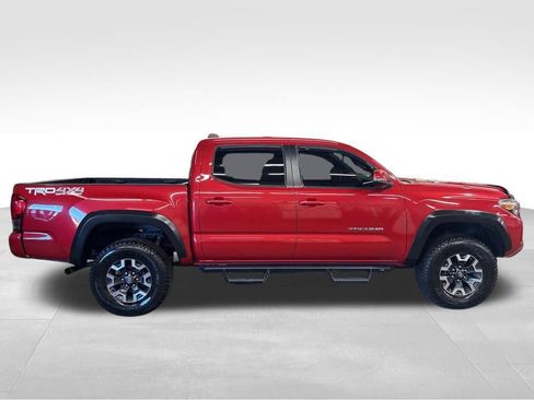 Used 2016 Toyota Tacoma TRD Off-Road image 6