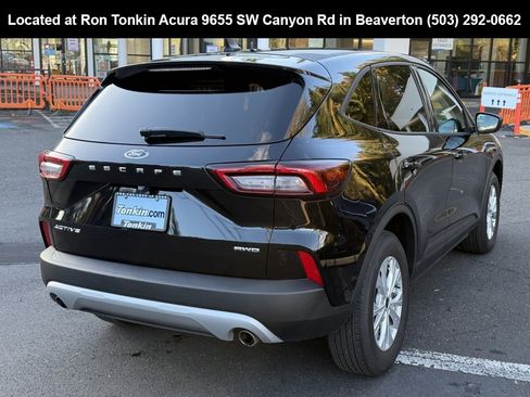 Used 2025 Ford Escape Active image 8