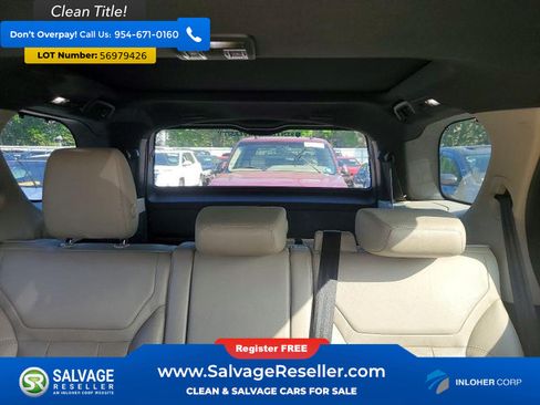 Used 2018 Land Rover Discovery HSE AWD/4WD image 13