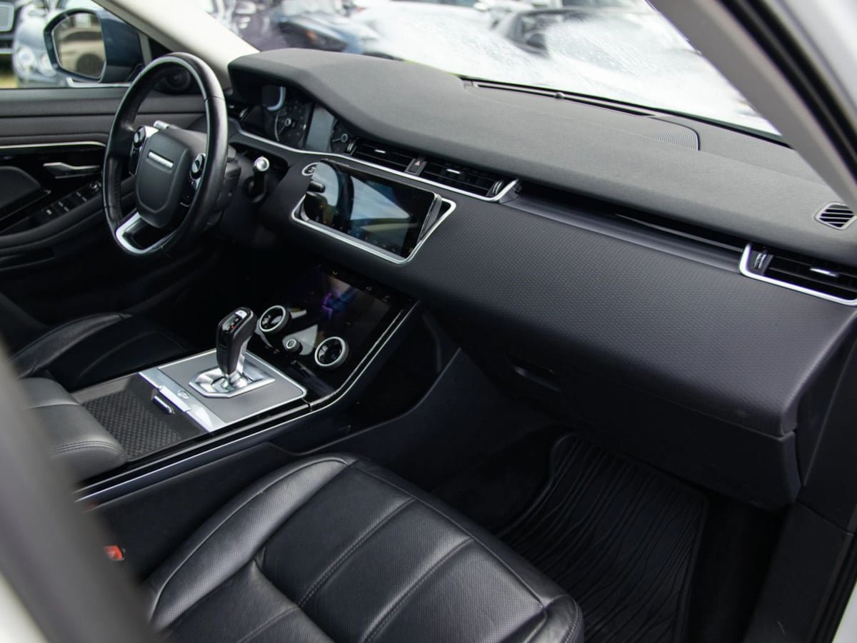Used 2020 Land Rover Range Rover Evoque S AWD/4WD image 22