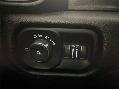 Used 2020 RAM 2500 Tradesman AWD/4WD image 36