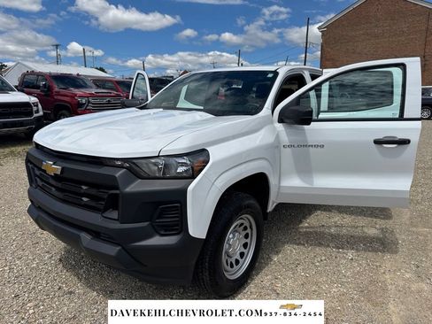 Used 2026 Chevrolet Colorado W/T AWD/4WD image 43